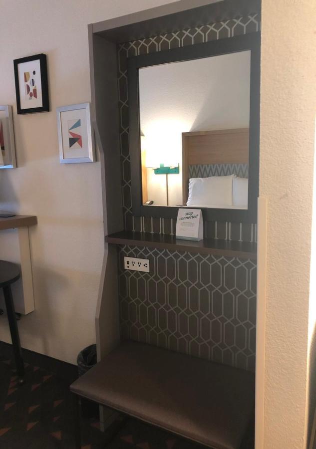 Holiday Inn Atlanta/Roswell By Ihg Eksteriør bilde